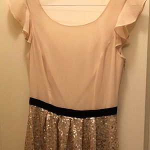 Worn once to a sorority dance, perfect fit